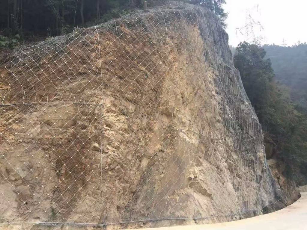 落石防护网都被应用到哪些地方